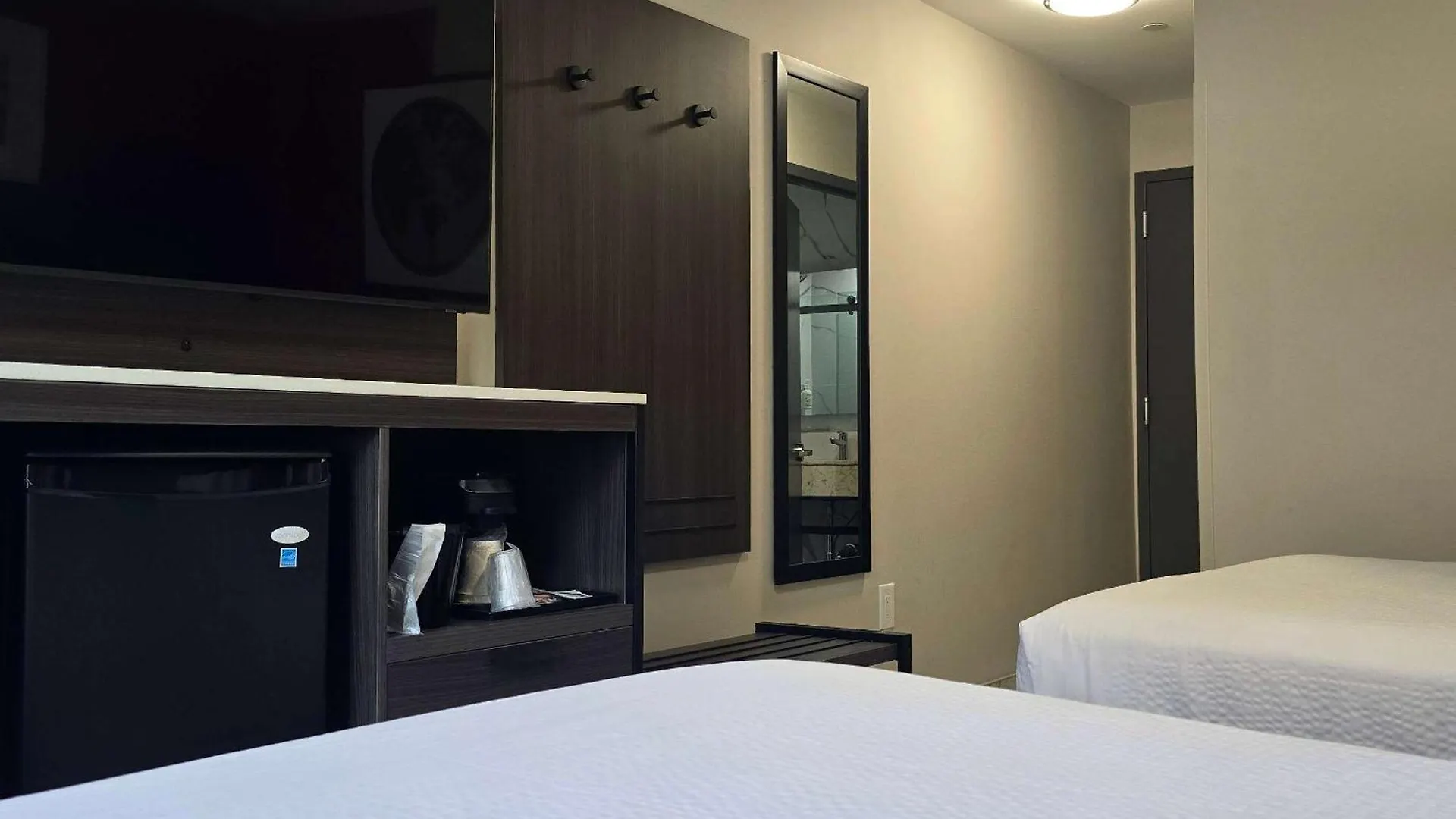 纽约 Ramada By Wyndham Brooklyn Empire Blvd酒店 0*,  美国